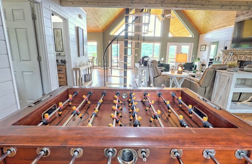 Cullowhee Cabina | Spacious Cabin, Hot tub, View, Games, Bunk