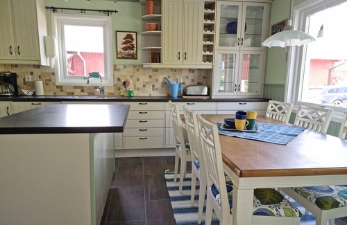 Ellos Chalet De Esquí | Spacious holiday home near Hälleviksstrand, perfect for families | SE09105