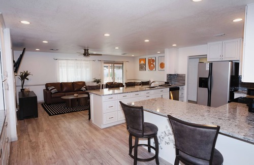 Phoenix Casa | Spacious Home 10 min to StateFarm Stadium w/ pool