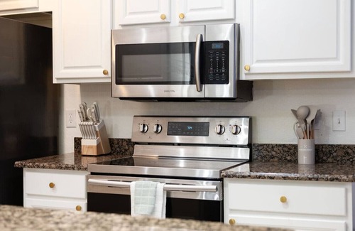 Auburndale Casa | Spacious Home w/Game Room | Near Parks & Dining