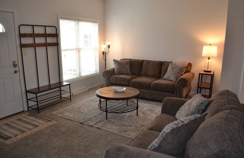 Wausau Casa | Spacious House near Granite Peak