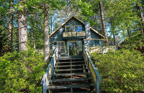 Pine Mountain Chalet De Esquí | Spacious Lake View chalet perfect for making memories!