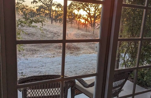 Squaw Valley Casa | Spacious Modern Vacation Home near Kings Canyon N.P. EV Charging Fast Wifi.