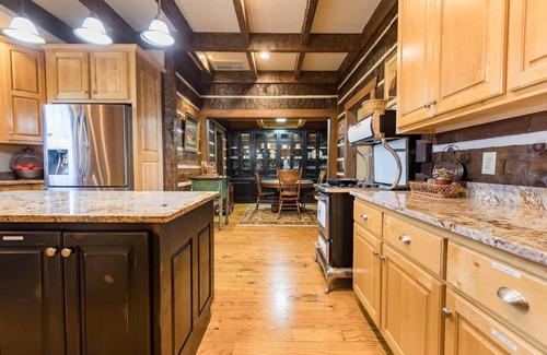 Clayton Cabina | Spacious Mountain Cabin with Sweeping Views