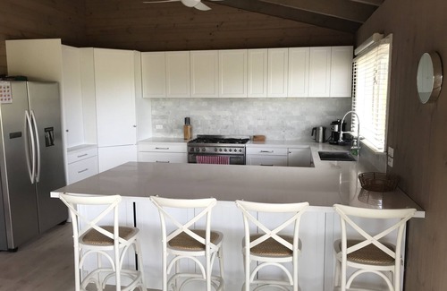 Smiths Beach Casa | Spacious ocean view beach house - sleeps 12