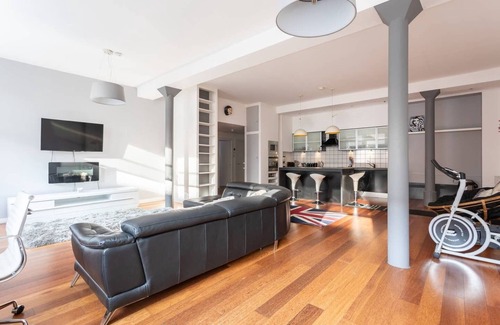 Tradeston Apartamento | Amplio apartamento de planta abierta de 2 dormitorios, ubicación ideal cerca del centro de Glasgow