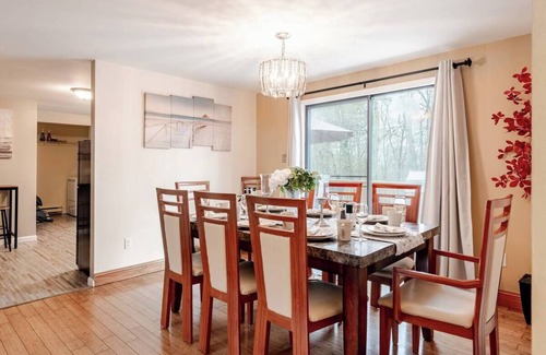 Cresco Casa | “Spacious Poconos Home Hot Tub Game Room & Theater”