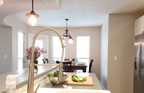 Citrus Hills Casa | Retiro casero espacioso de la piscina