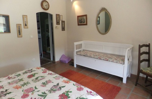 Villecroze Hotel | Espaciosa villa de estilo provenzal con piscina