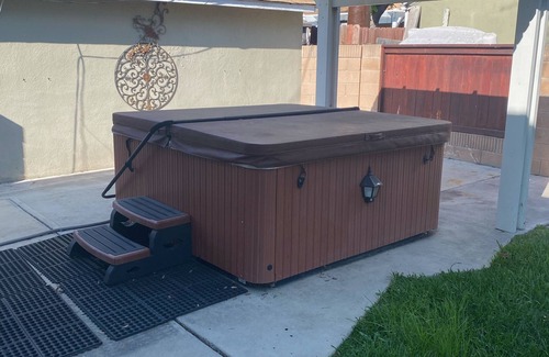 El Camino Village Casa | Spacious South Bay Home Close to Everything