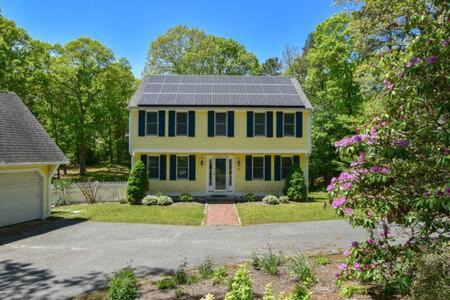 Marstons Mills Casa | Spacious Stone Fire Pit Game Room A C