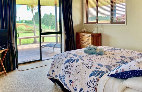 Bombay Cama Y Desayuno | Ala Tui - Suite de 2 habitaciones con baño privado