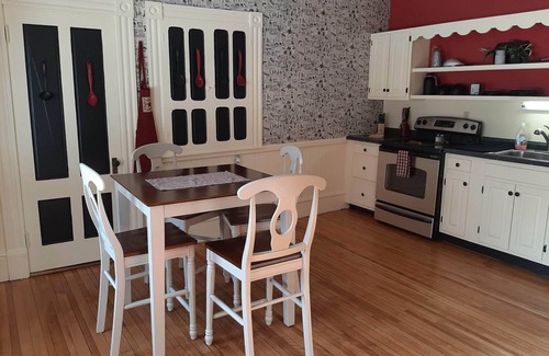 Wells River Casa | Amplia victoriana con porche