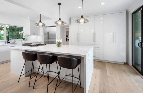 Holmby Hills Villa | Spacious villa with 8 bedrooms and WiFi, fitness room in wonderful Los Angeles