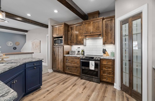 Belhaven Casa | Spacious waterfront home w/ dock, kayaks, paddleboards, cornhole & more!