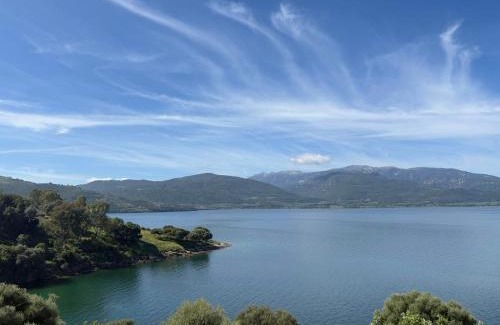 Sparton Casa | sparton amfilohias παραθαλάσσιο εξοχικό Filoxenia