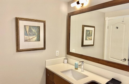 Grace Bay Complejo | Spectacular Beachfront Condo, Ocean Views of Grace Bay, Suite #123