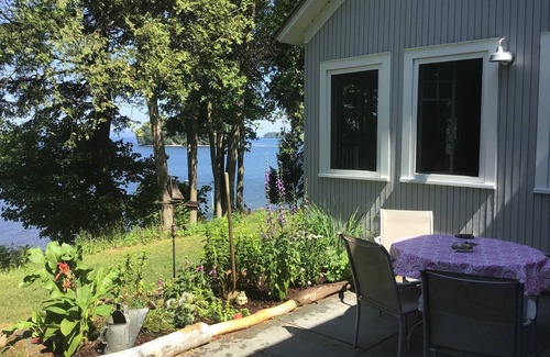 Shelburne Casa | Spectacular Lakefront Property