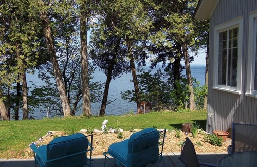 Shelburne Casa | Spectacular Lakefront Property