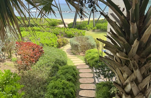 Dorado Pueblo Condominio | Spectacular MINT oceanfront condo at the Ritz-Carlton West Beach Reserve Dorado.