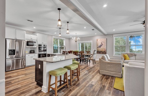 Palmetto Dunes Casa | Spinners End | 6 Talon Court @ Fish Haul Beach | Pool & Spa | Ocean View | Walk to Beach