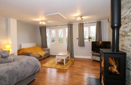 Sugnall Casa | Spitfire Lodge