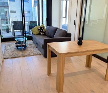 Reid Apartamento | Splendid 2bd 1bth 1csp Apt - Superb CBD Location