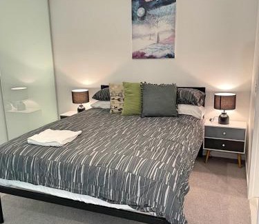 Reid Apartamento | Splendid 2bd 1bth 1csp Apt - Superb CBD Location