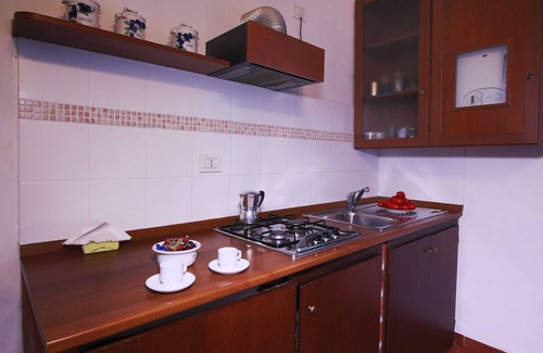 Gualdo Cattaneo Cabaña | Splendid Farmhouse in Gualdo Cattaneo with Hot Tub