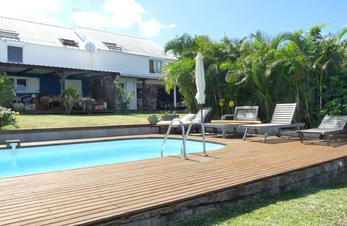 Le Portail Villa | Pequeña villa con gran vista al mar, gran piscina, jardín maduro, totalmente equipada.