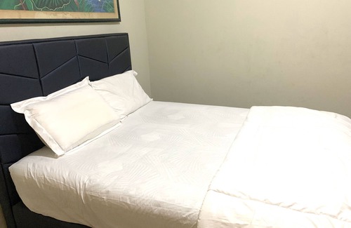 Borneo Hotel | SPOT ON 92544 Senja Homestay