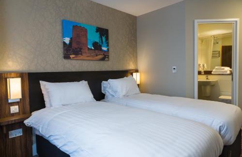 Cosford Hotel | Spread Eagle, Gailey by Marston's Inns