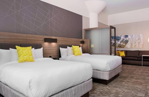 Westown Hotel | SpringHill Suites by Marriott Milwaukee Downtown