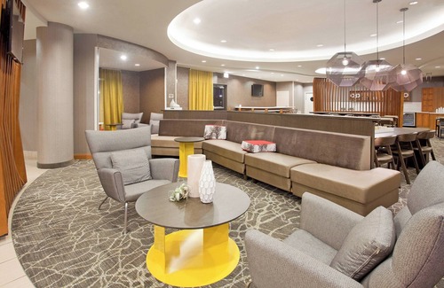 Greenwich Hotel | SpringHill Suites by Marriott Wichita East at Plazzio