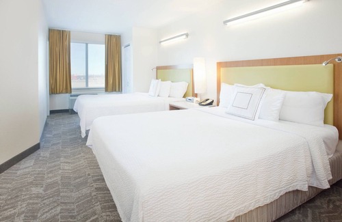 Greenwich Hotel | SpringHill Suites by Marriott Wichita East at Plazzio