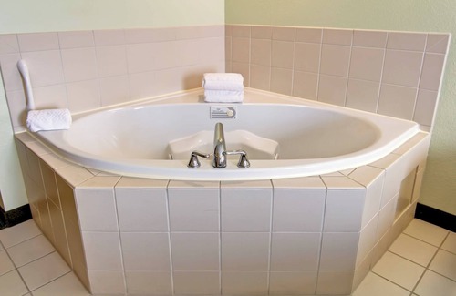 Erie Hotel | Springhill Suites by Marriott Erie