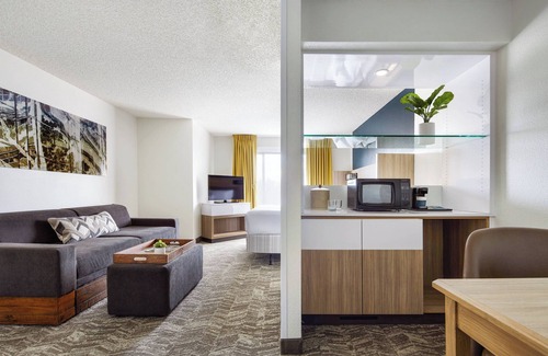 Tempe Hotel | SpringHill Suites Tempe at Arizona Mills Mall