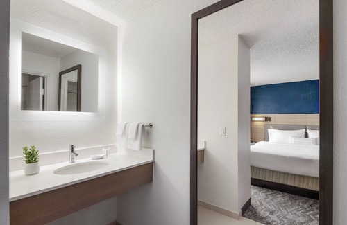Tempe Hotel | SpringHill Suites Tempe at Arizona Mills Mall
