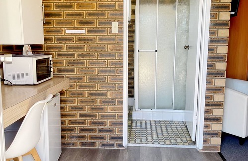 Casino Hotel | Squatters Homestead Motel