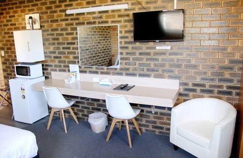 Casino Hotel | Squatters Homestead Motel