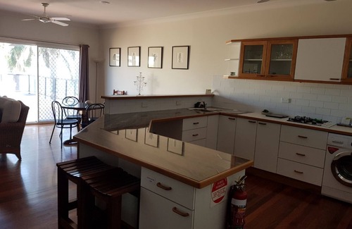 Belmont Hotel | Squid Ink Motel