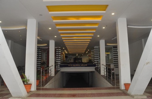 Kumbakonam Hotel | SR Residency