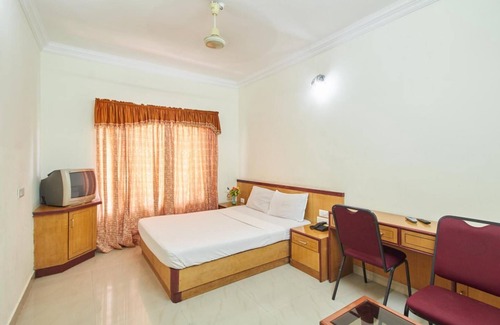 Kuppaayil Hotel | Sree Gokulam Sabari