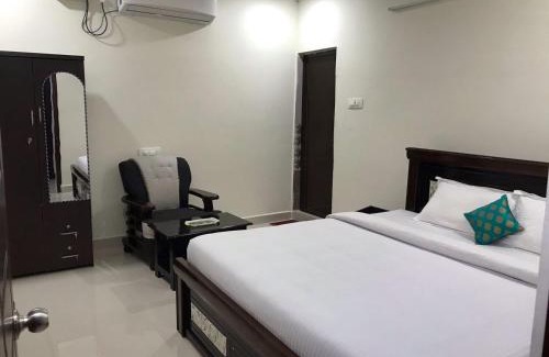 Puttur Hotel | Sri Kamakshi Bhavan