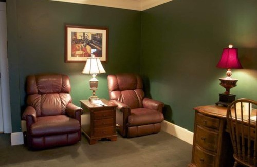 Green Bay Hotel | St. Brendan's Inn