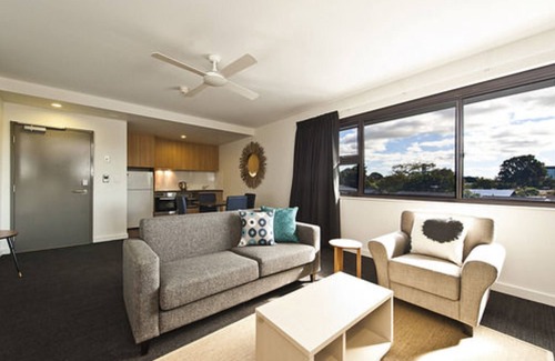 Crawley Hotel | St Catherine's on Park