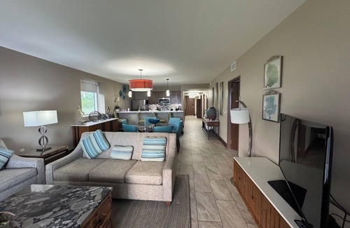 Upper Prince's Quarter Complejo | St.Maarten Dawn Beach oceanfront 3-bed Condo