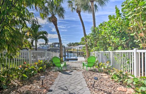 Shore Acres Casa | St Petersburg Waterfront House with Gas Grill!