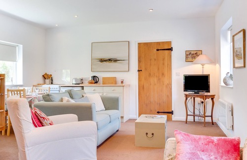 Wisborough Green Casa | Stable Cottage - Dos Habitaciones Casa, Capacidad 4