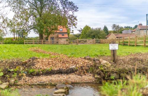 Worksop Casa | Stable Cottage - Dog friendly romantic country bolthole